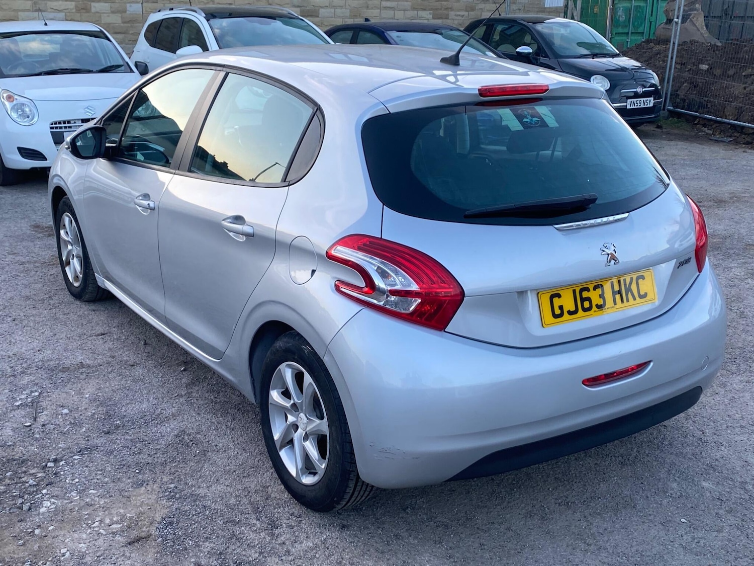 Used Peugeot 208 2013 for sale - 78086411: Photo 14