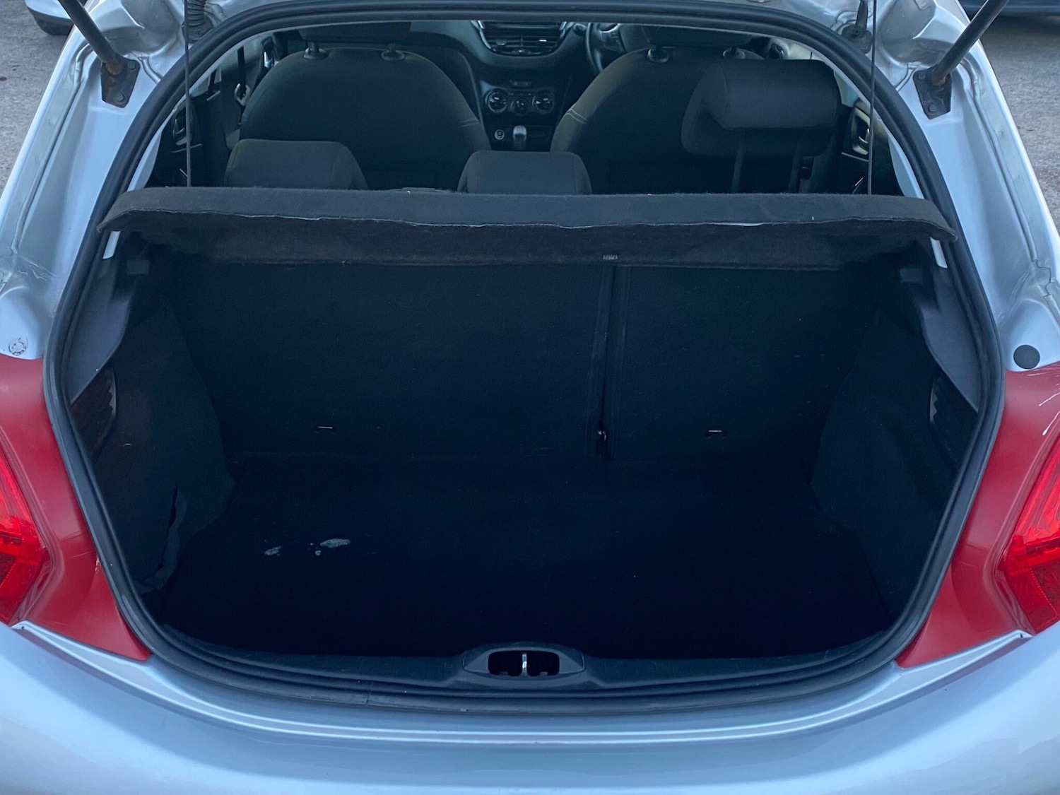 Used Peugeot 208 2013 for sale - 78086411: Photo 17