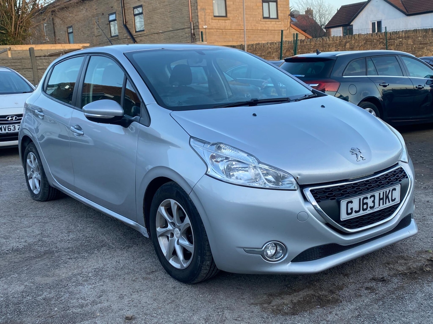 Used Peugeot 208 2013 for sale - 78086411: Photo 7
