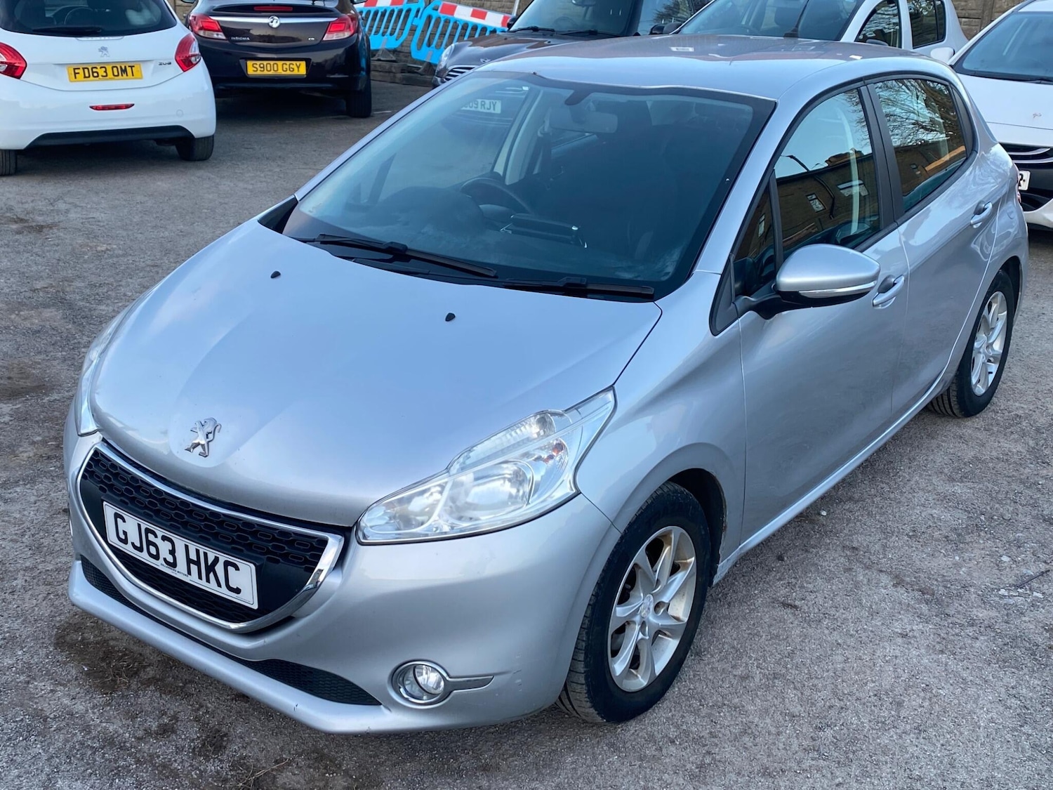 Used Peugeot 208 2013 for sale - 78086411: Photo 8