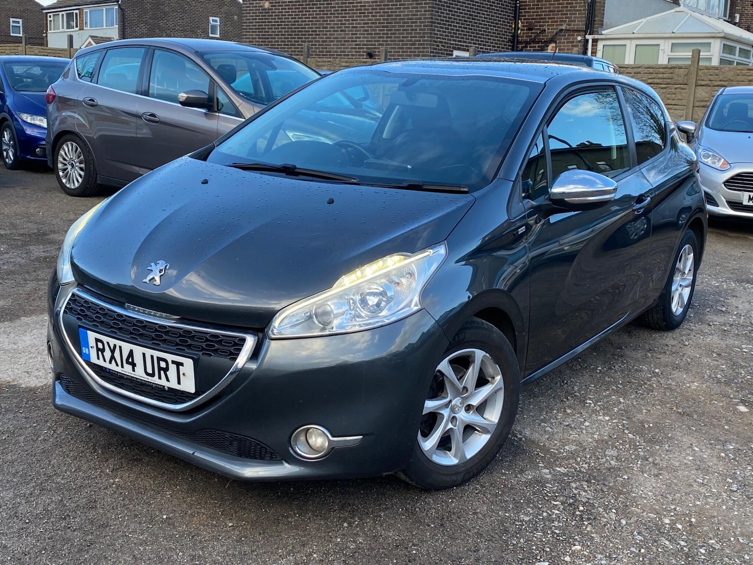 Used Peugeot 208 for sale - 78185484: Photo 2