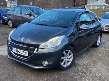 Used Peugeot 208 2014 for sale - 78182417: Photo