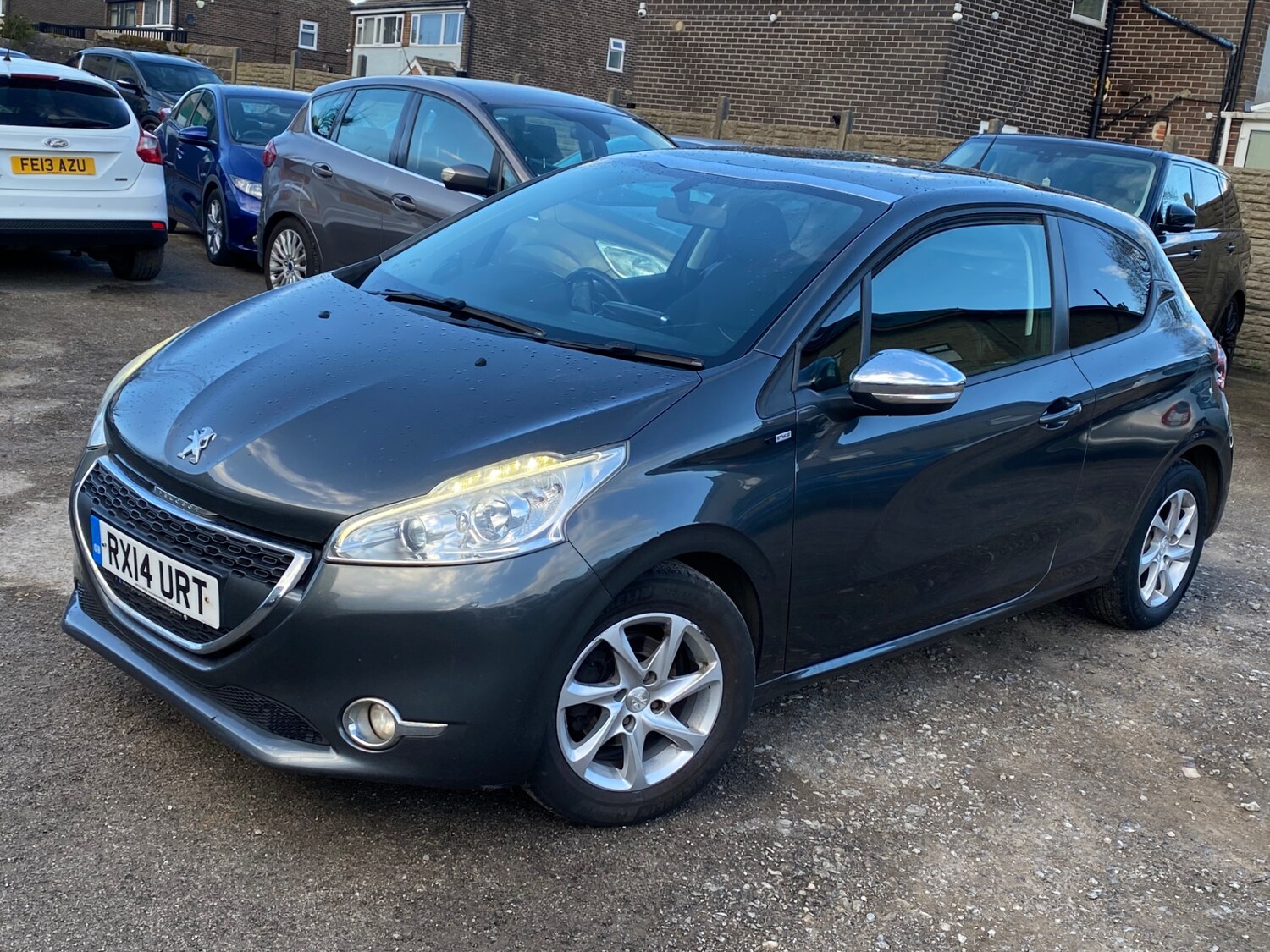 Used Peugeot 208 2014 for sale - 78182417: Photo 6