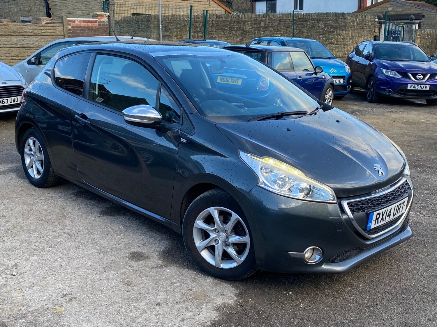 Used Peugeot 208 2014 for sale - 78182417: Photo 7