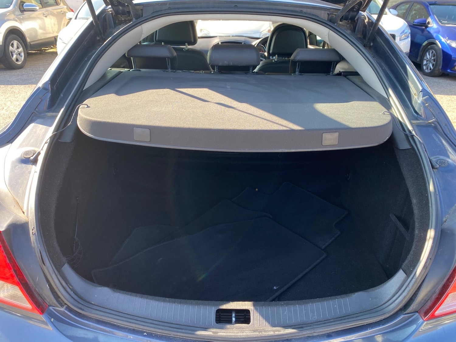 Used Vauxhall Insignia 2011 for sale - 78085930: Photo 19