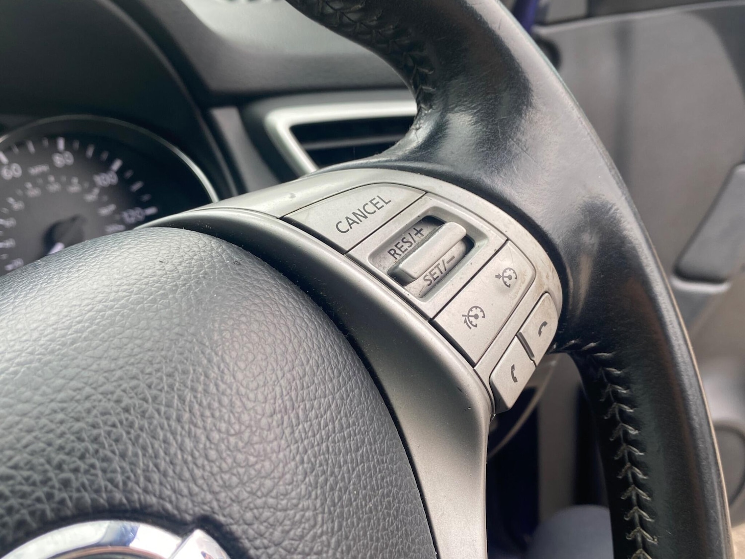 Used Nissan Qashqai 2015 for sale - 78136347: Photo 31