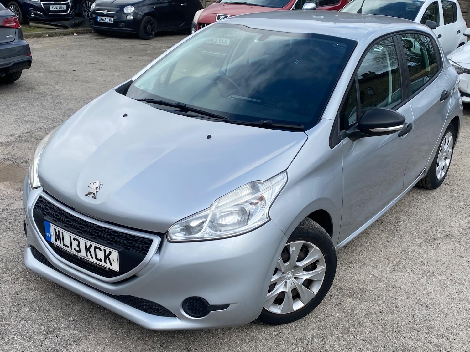 Used Peugeot 208 2013 for sale - 78086776: Photo 2