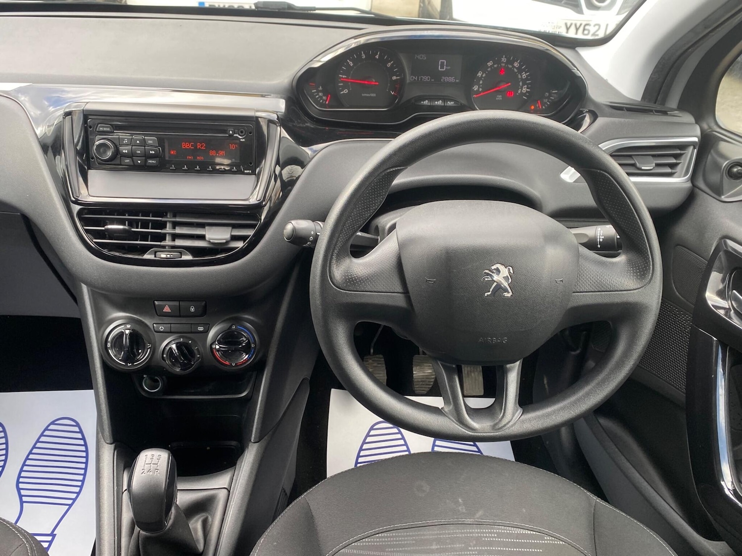 Used Peugeot 208 2013 for sale - 78086776: Photo 32