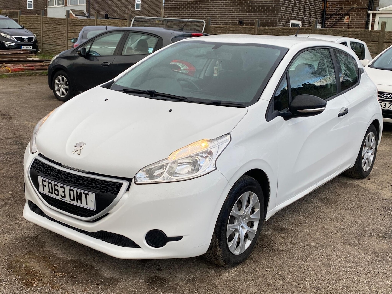 Used Peugeot 208 2013 for sale - 78087173: Photo 11