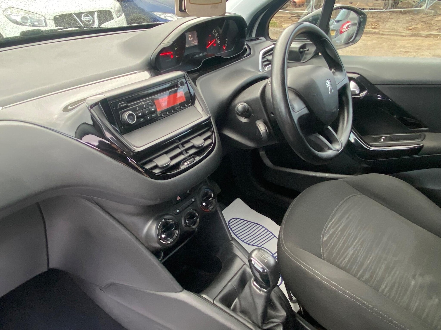 Used Peugeot 208 2013 for sale - 78087173: Photo 20