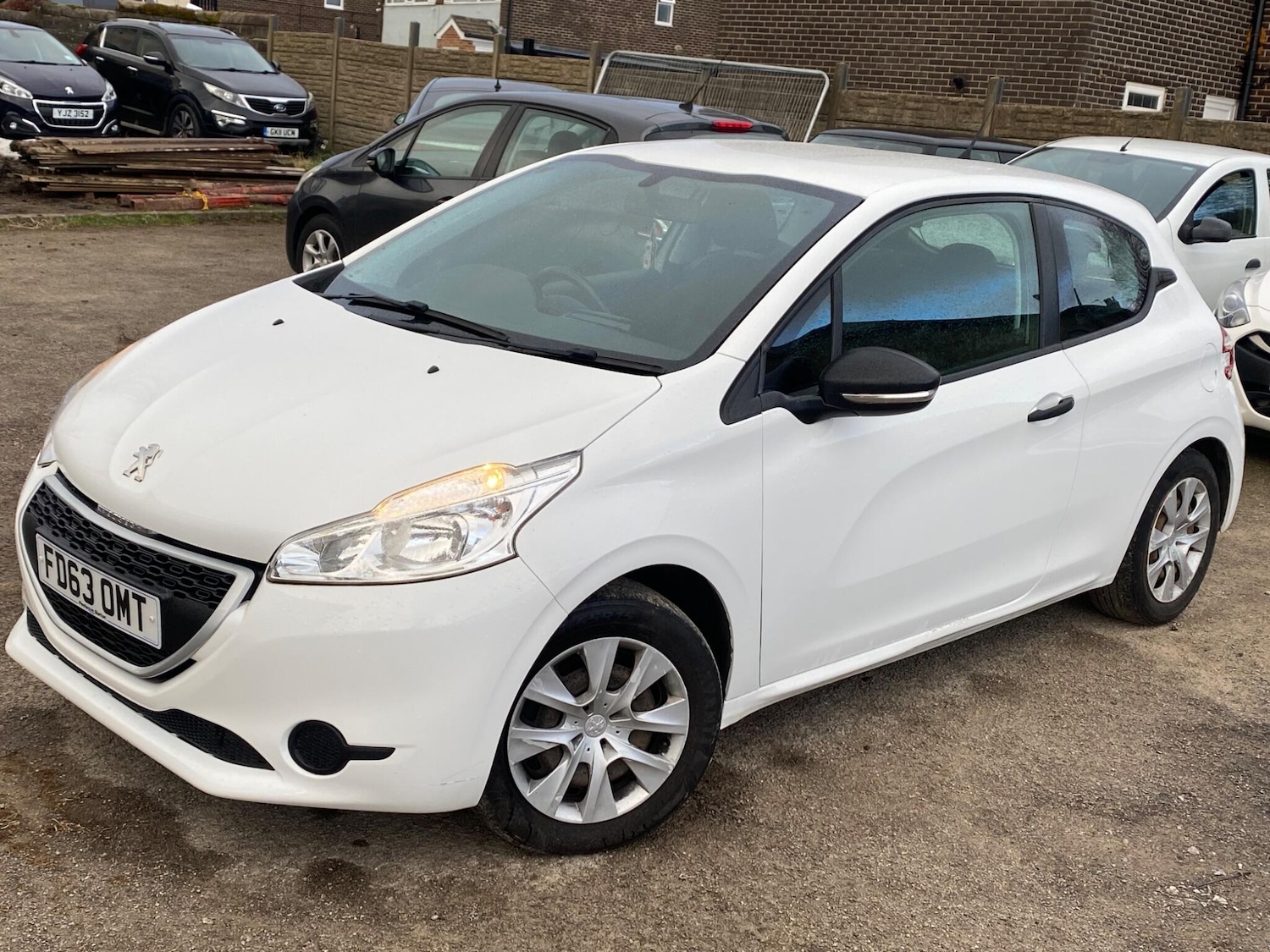 Used Peugeot 208 2013 for sale - 78087173: Photo 6
