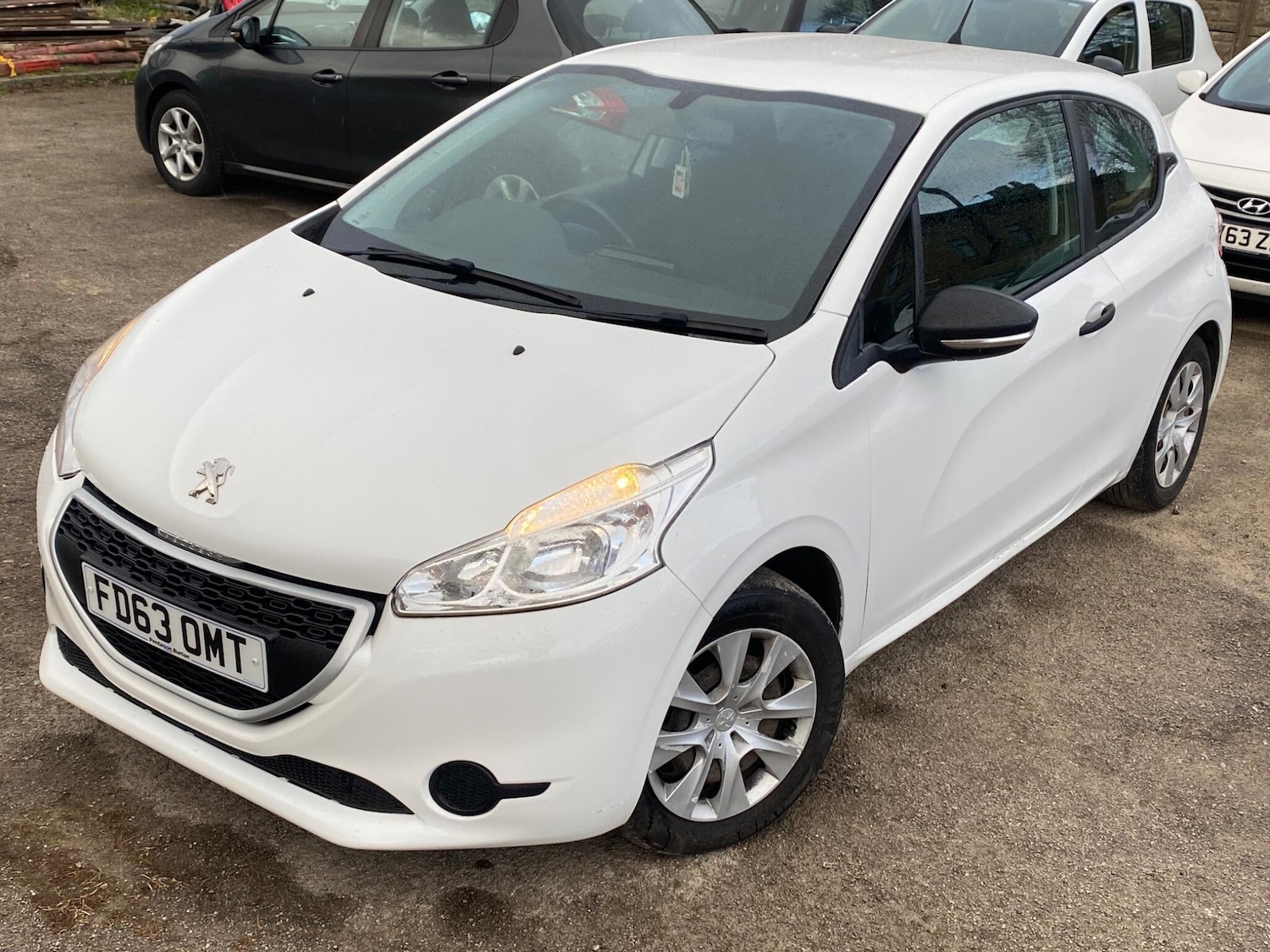 Used Peugeot 208 2013 for sale - 78087173: Photo 9