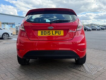 Used Ford Fiesta 2015 for sale - 78090407: Photo