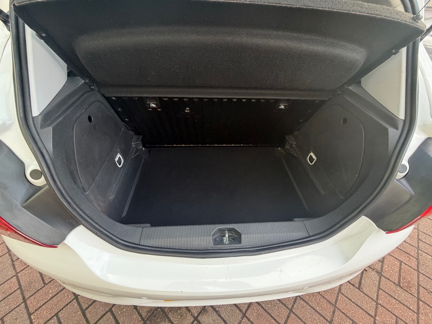 Used Vauxhall Corsa 2018 for sale - 77382016: Photo 11