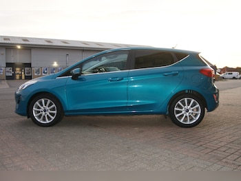 Used Ford Fiesta 2019 for sale - 76133116: Photo 4