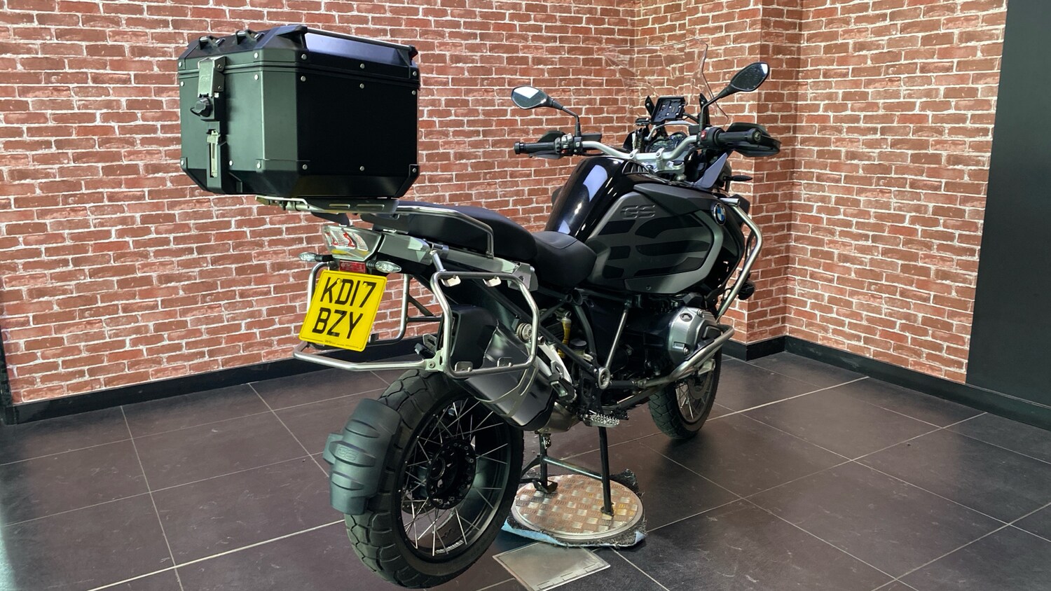 Used BMW R1200 2017 for sale - 78067361: Photo 3