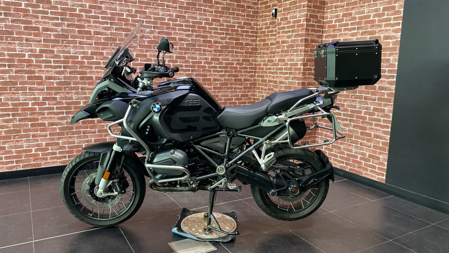 Used BMW R1200 2017 for sale - 78067361: Photo 6