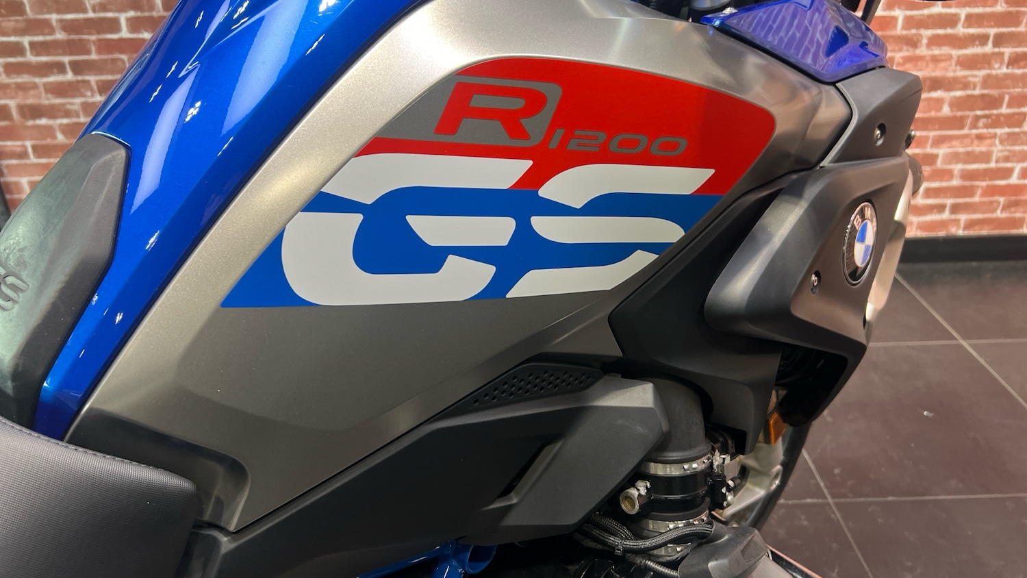 BMW R1200