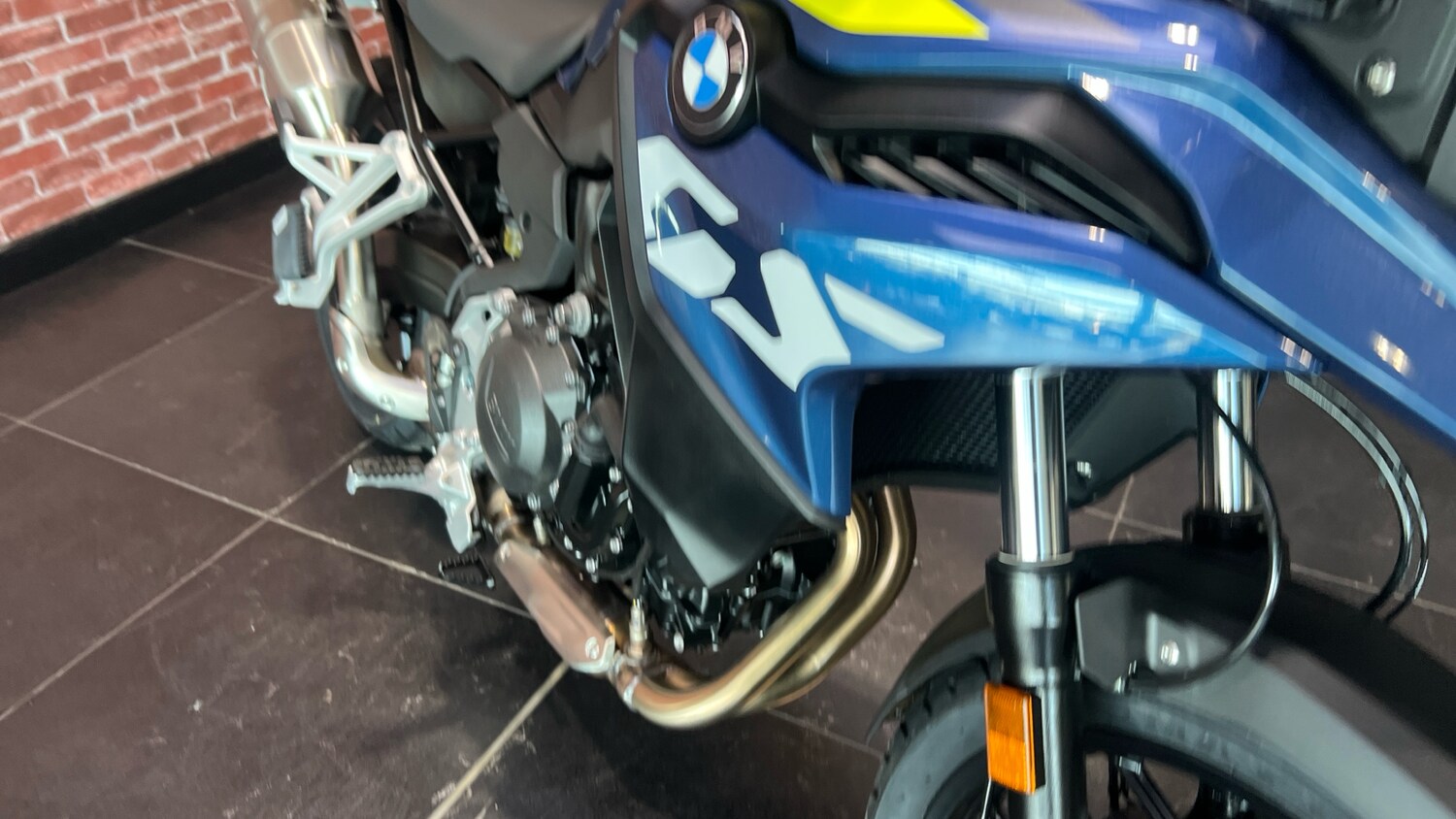 BMW F800