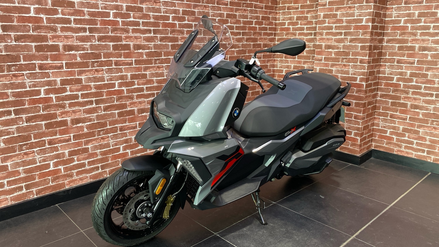 BMW C400