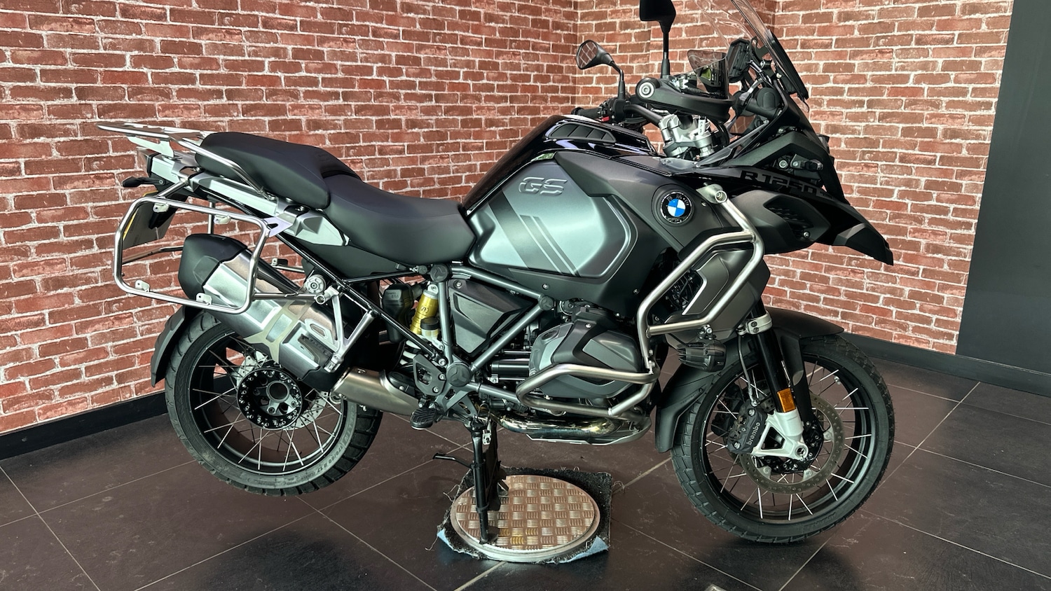 Used BMW R1250 2024 for sale - 78804831: Photo 2