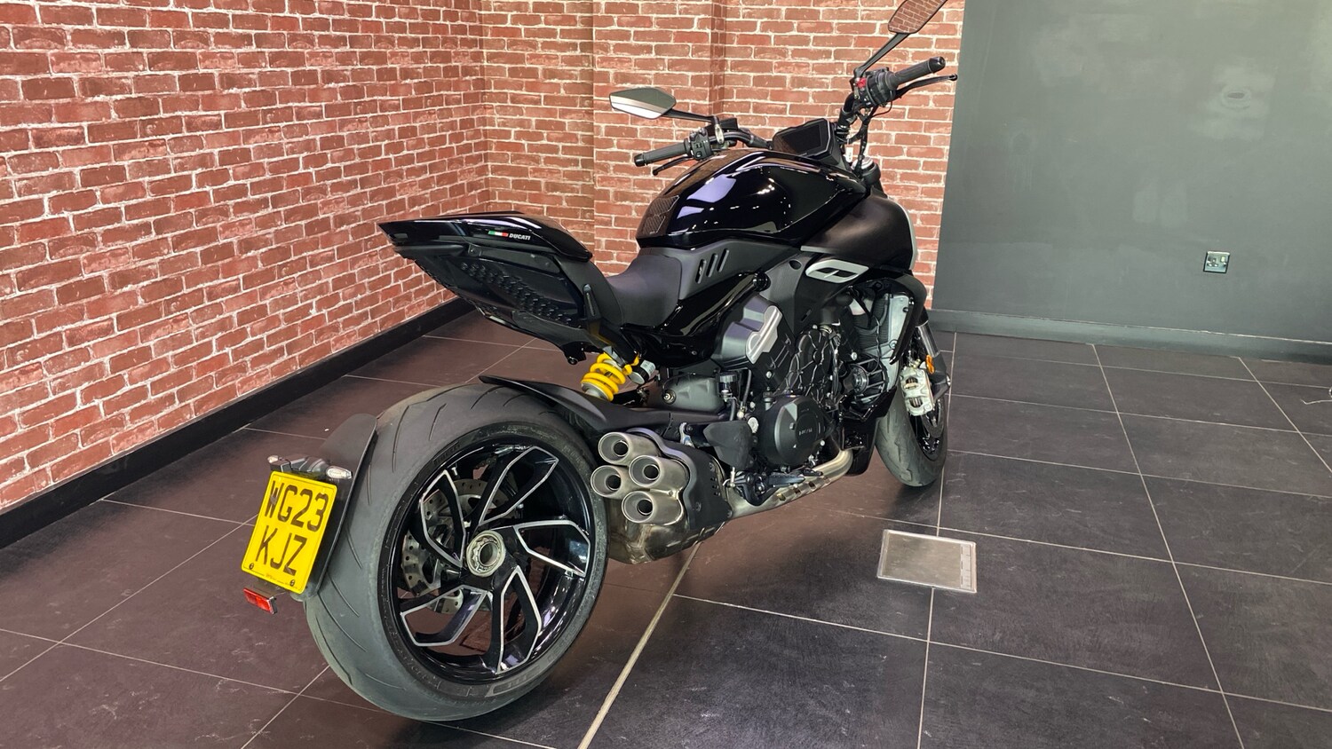 Used Ducati Diavel 2023 for sale - 78579026: Photo 3