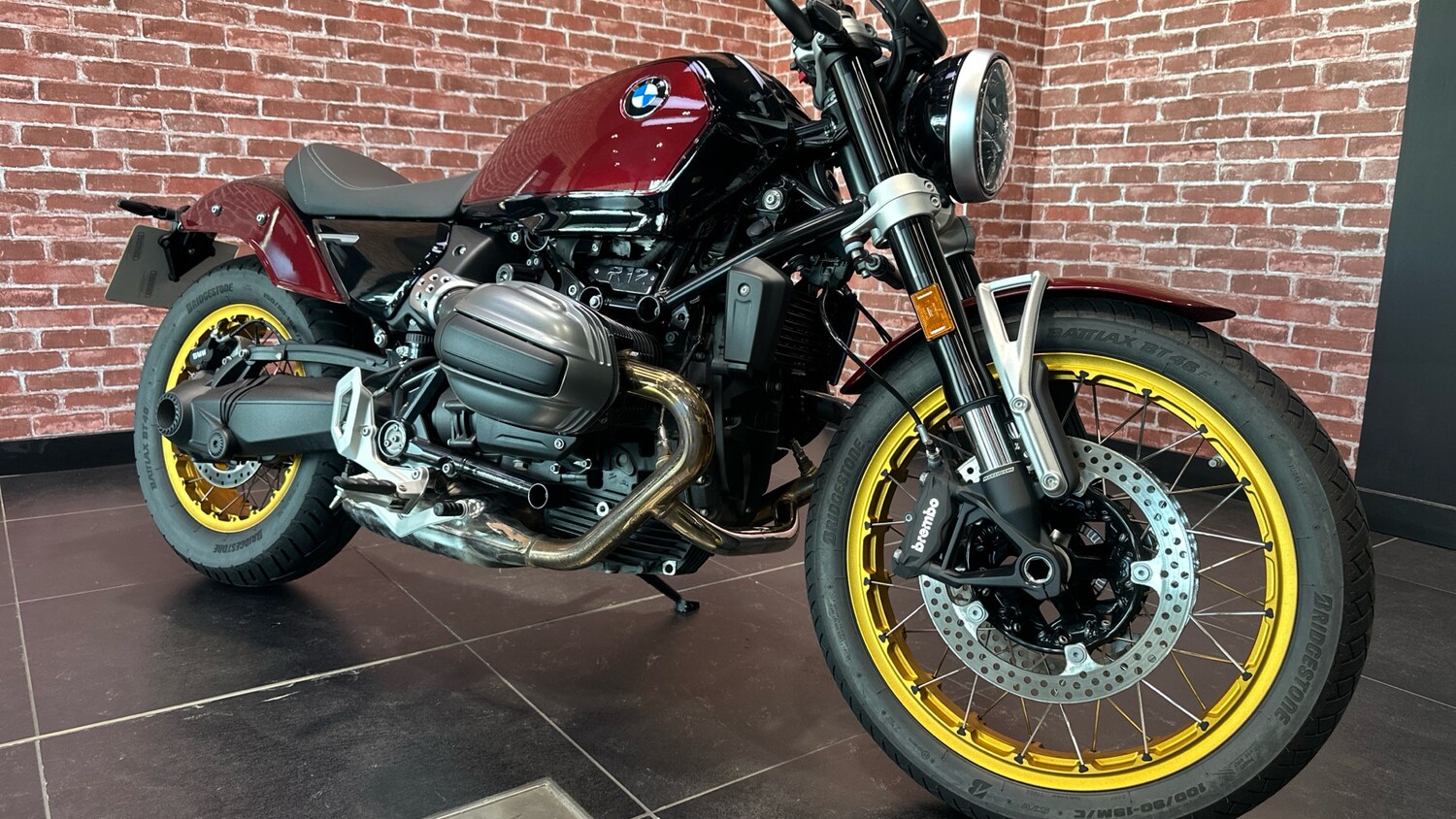 BMW R12