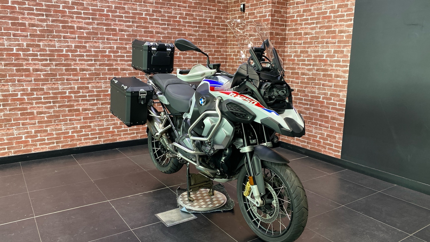 Used BMW R1250 2021 for sale - 78366676: Photo 8