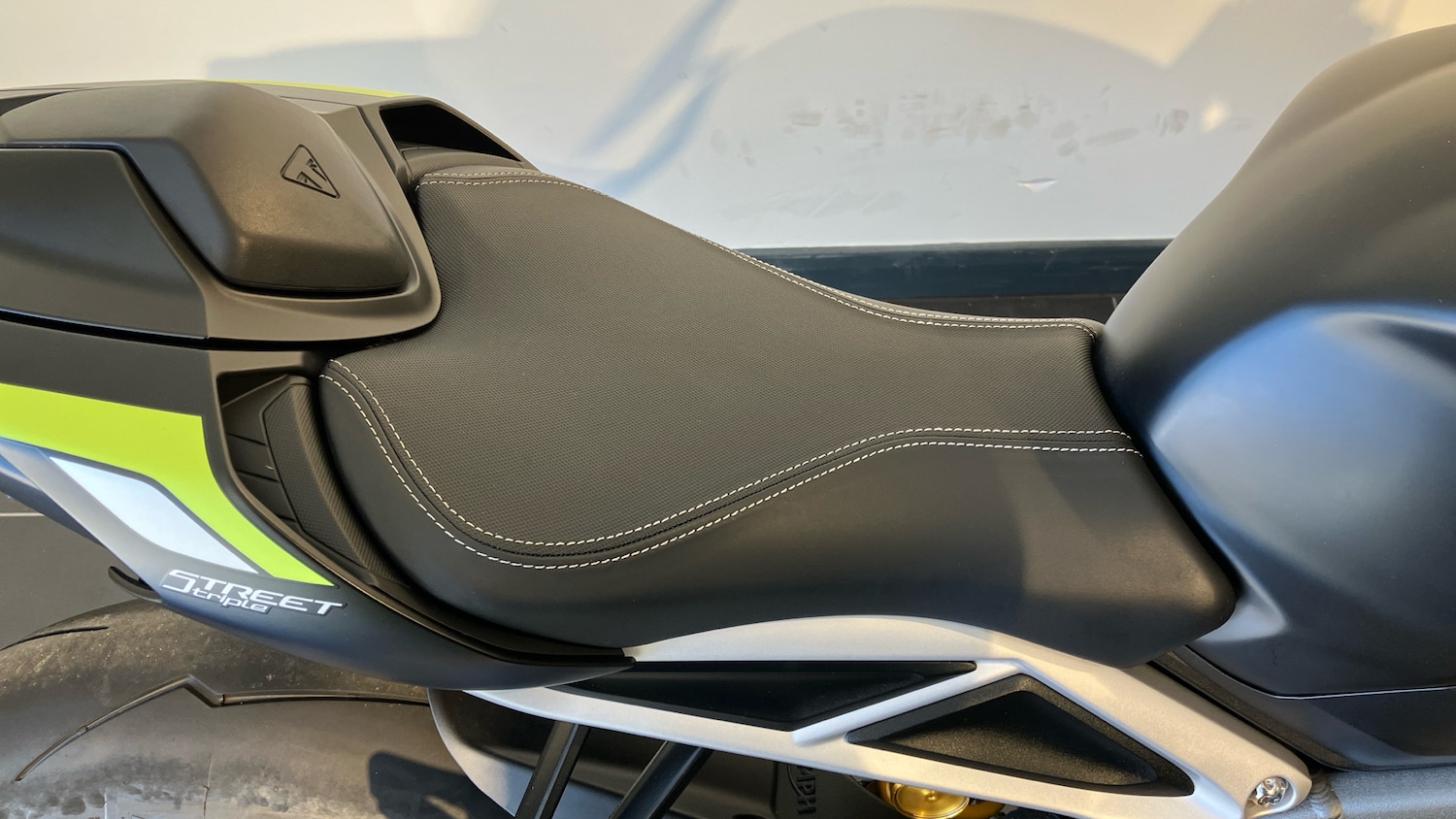 2021 Triumph Street Triple RS (19MY) ROADSTER Petrol Manual - Picture 18 of 24