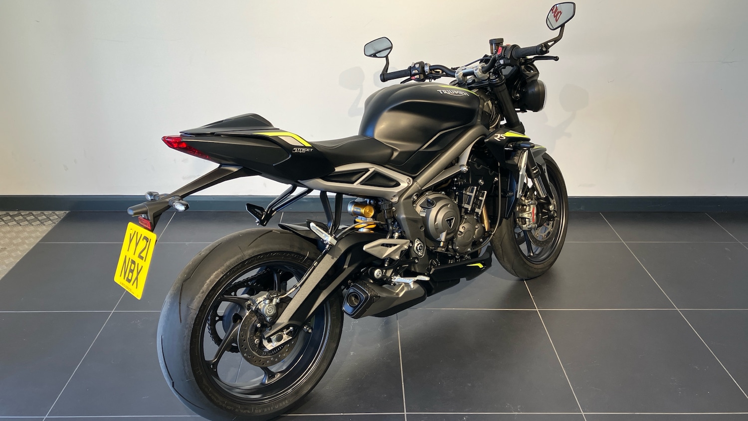 2021 Triumph Street Triple RS (19MY) ROADSTER Petrol Manual - Picture 8 of 24