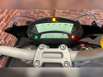 Used Ducati Monster 2013 for sale - bike-76319573: Photo