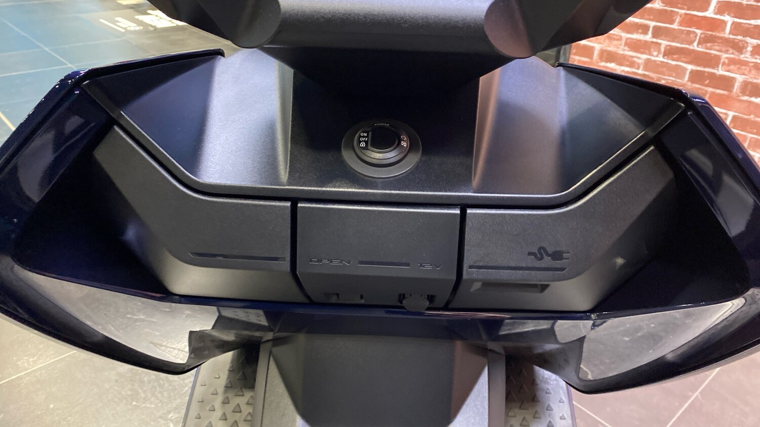 Used BMW Ce 2025 for sale - 78109264: Photo 13