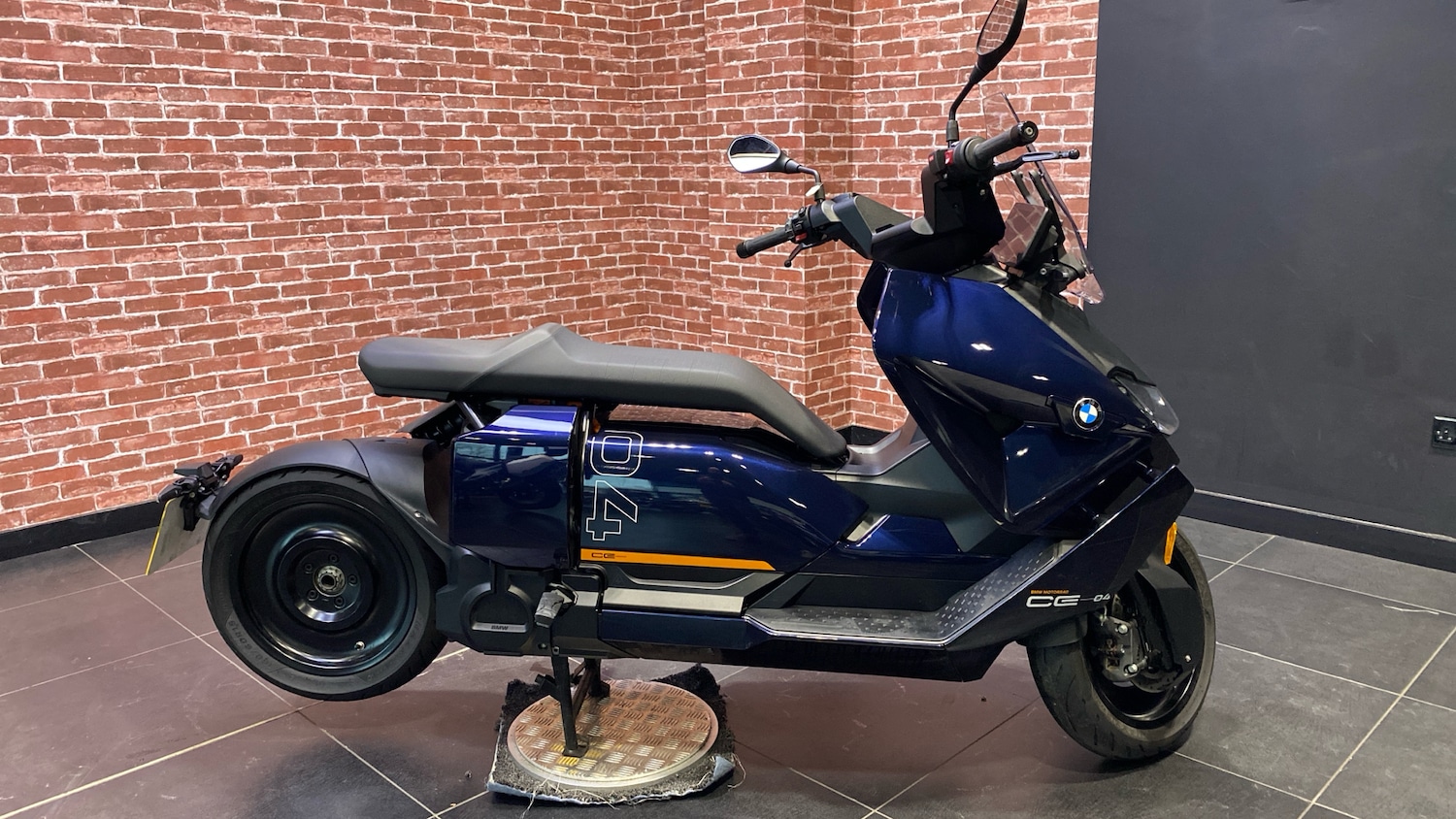 Used BMW Ce 2025 for sale - 78109264: Photo 2