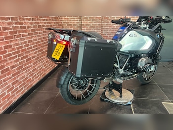 Used BMW R1250 2023 for sale - bike-78392363: Photo