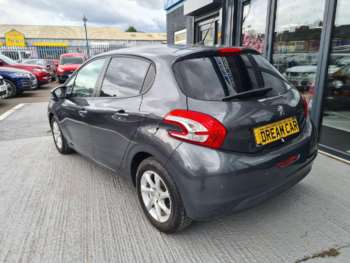 Used Peugeot 208 2015 for sale - 74757387: Photo