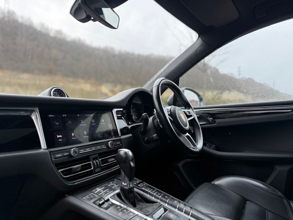 Used Porsche Macan 2019 for sale - 77276190: Photo 20