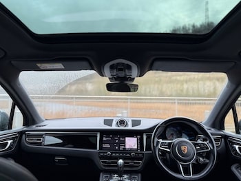 Used Porsche Macan 2019 for sale - 77276190: Photo