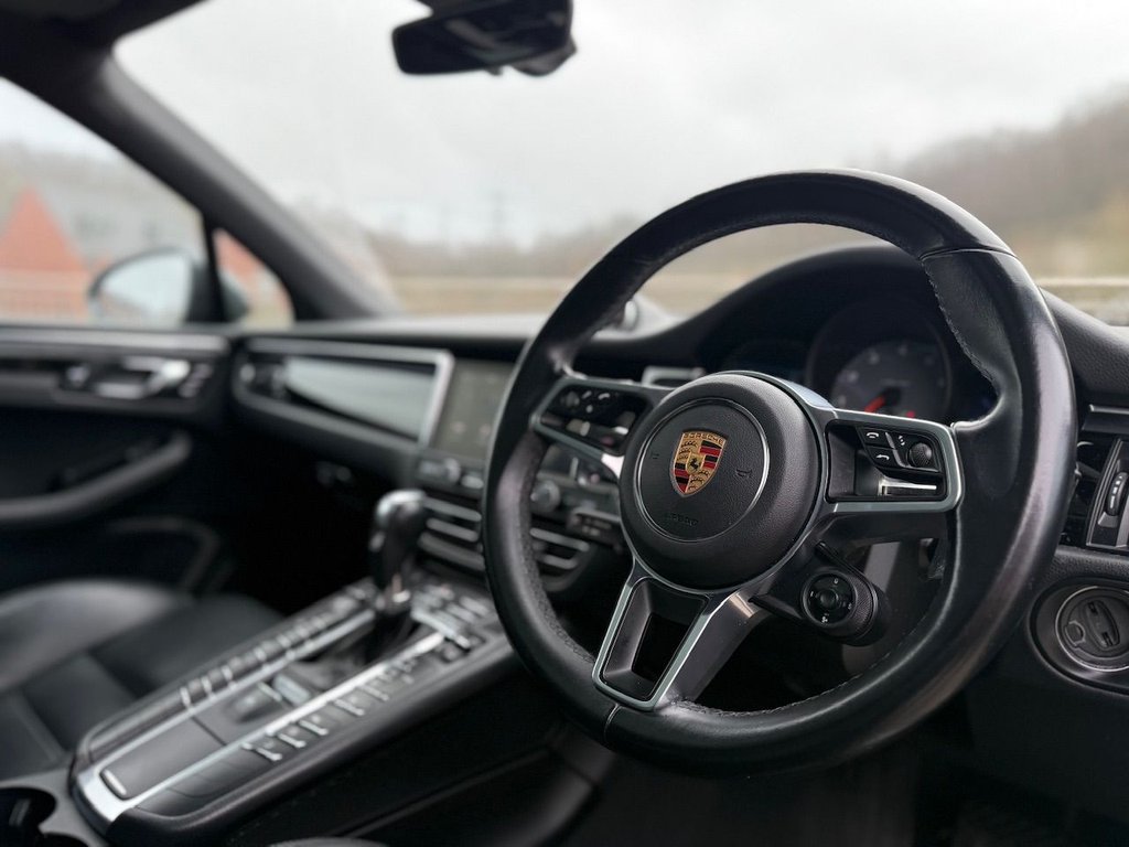 Used Porsche Macan 2019 for sale - 77276190: Photo 9