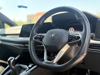 Used Volkswagen Golf 2024 for sale - 79009129: Photo