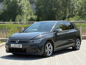Used Volkswagen Golf 2024 for sale - 79009129: Photo