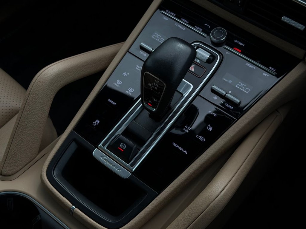 Used Porsche Cayenne 2022 for sale - 78124120: Photo 11