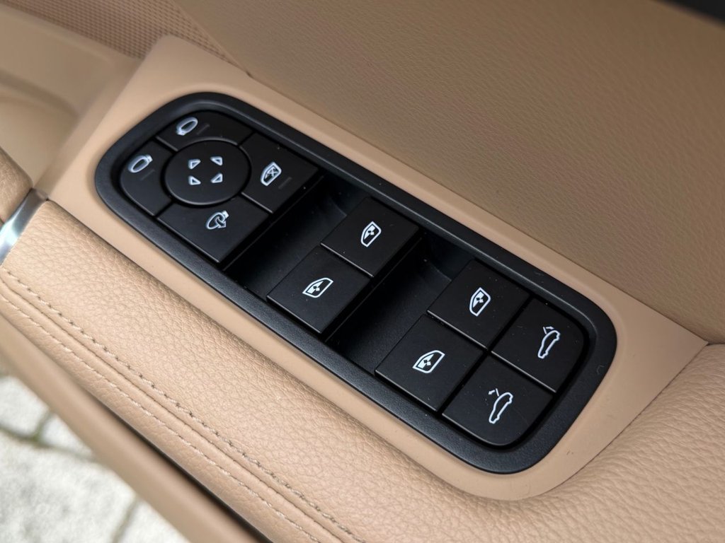 Used Porsche Cayenne 2022 for sale - 78124120: Photo 31