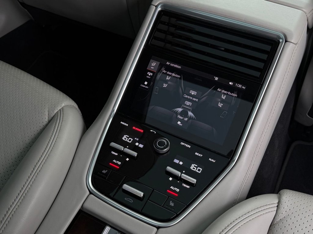Used Porsche Panamera 2019 for sale - 76495925: Photo 22