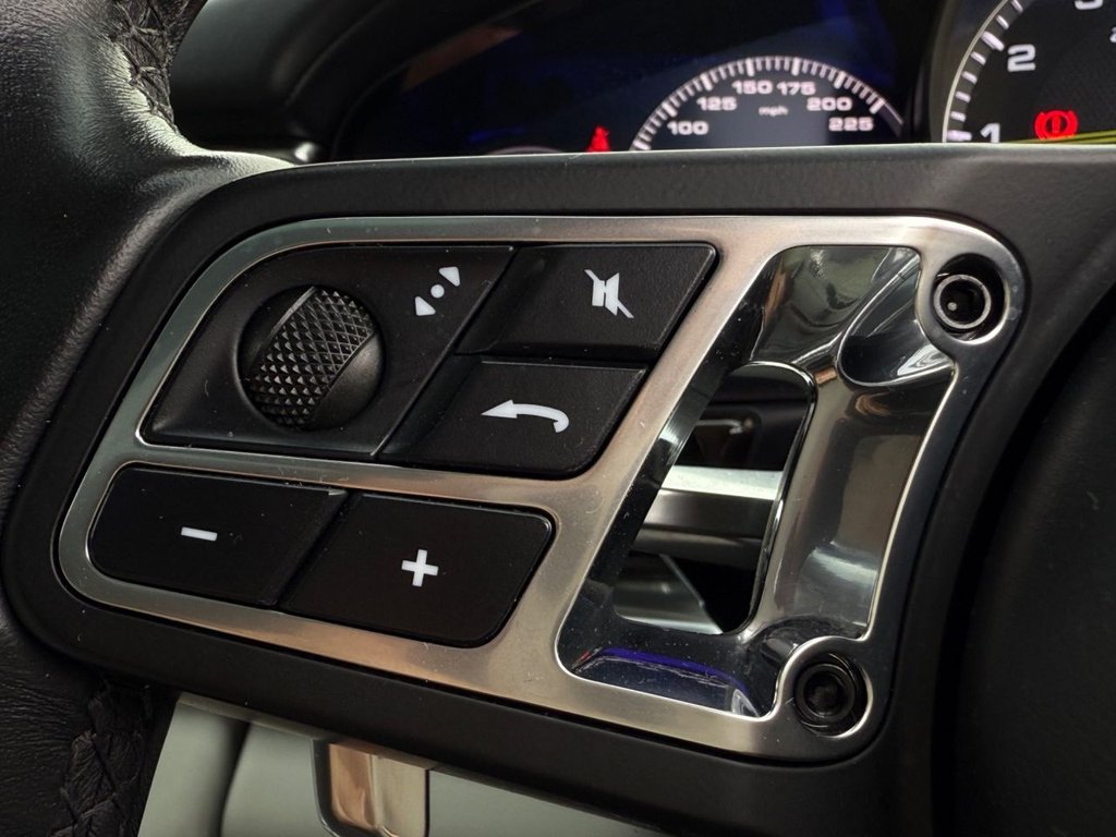 Used Porsche Panamera 2019 for sale - 76495925: Photo 27