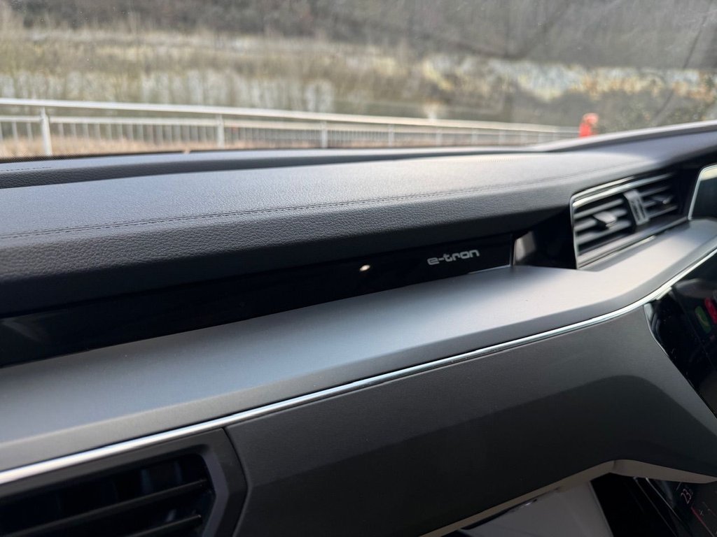 Used Audi e-tron 2019 for sale - 77565407: Photo 20