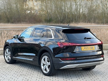 Used Audi e-tron 2019 for sale - 77565407: Photo