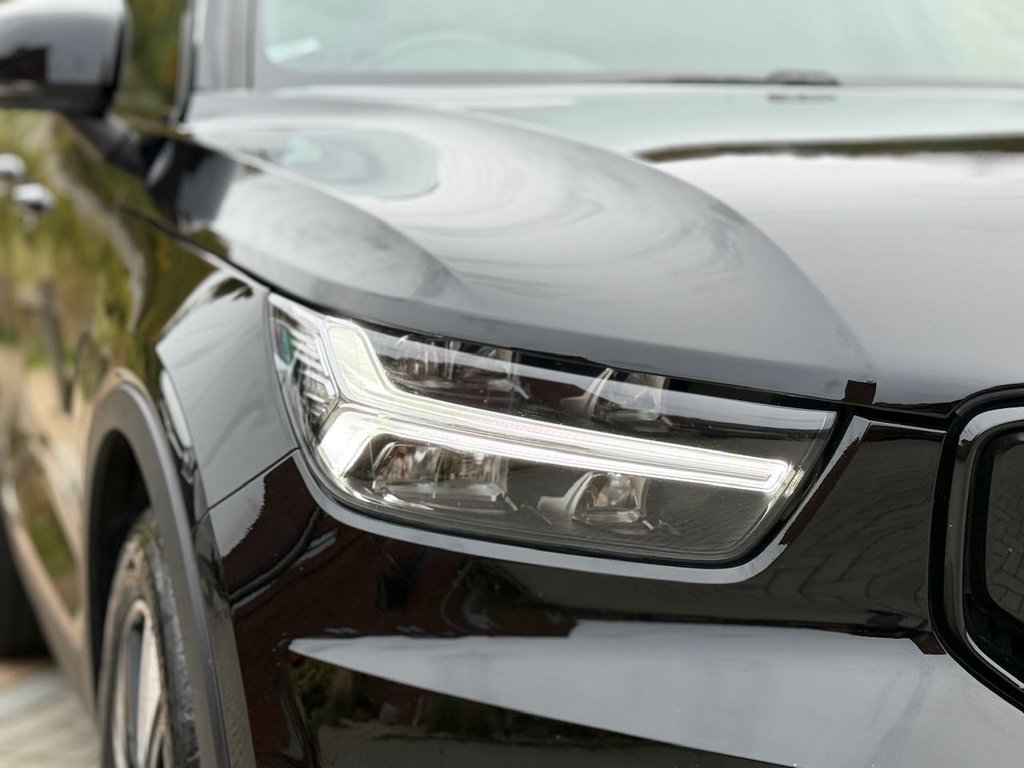 Used Volvo XC40 2021 for sale - 76389884: Photo 11