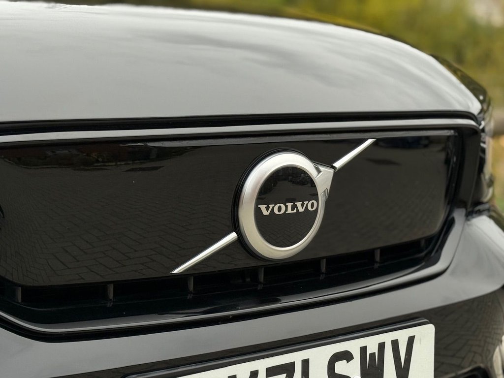 Used Volvo XC40 2021 for sale - 76389884: Photo 12