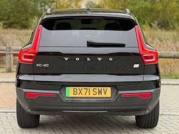 Used Volvo XC40 2021 for sale - 76389884: Photo