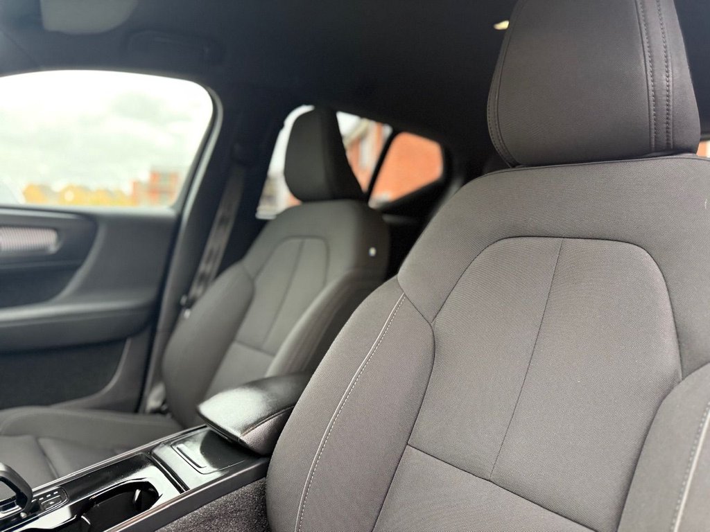 Used Volvo XC40 2021 for sale - 76389884: Photo 7